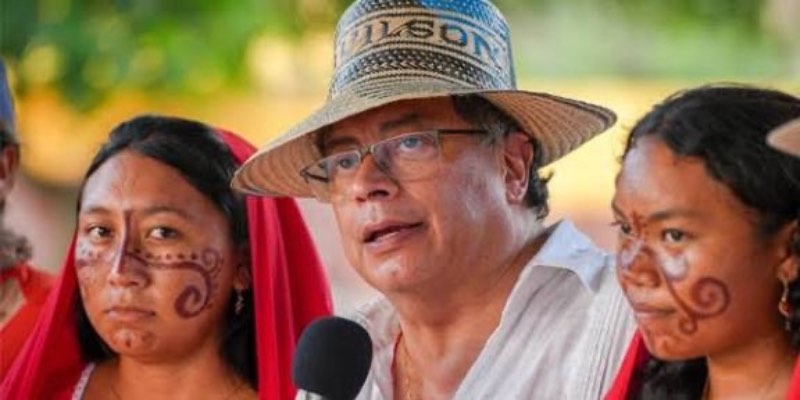 Petro entrega planta de agua potable en La Guajira