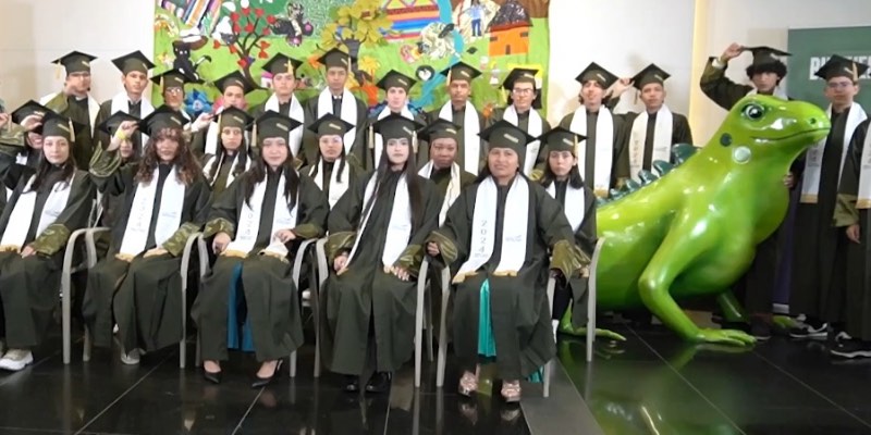 Ecopetrol abre 100 becas universitarias para jóvenes de Colombia