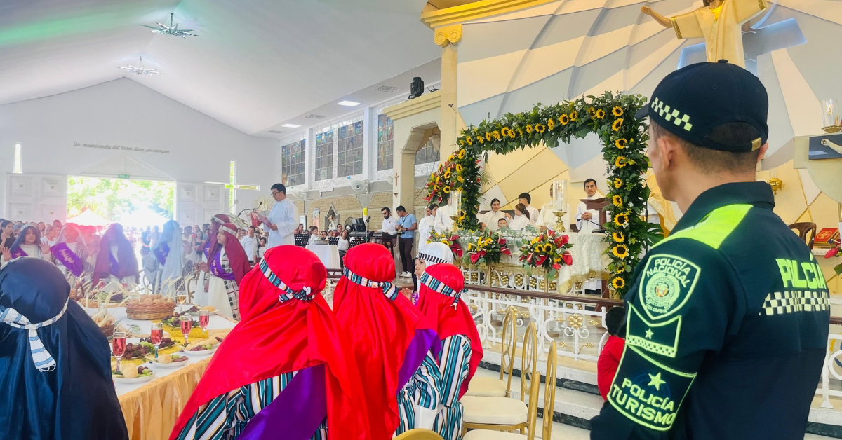 Policía refuerza seguridad y acompaña celebraciones de Semana Santa en Neiva