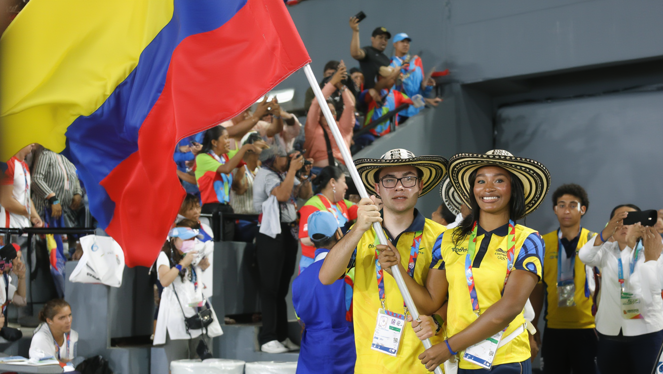 Colombia brilla con orgullo en la inauguración de los Juegos Suramericanos de la Juventud