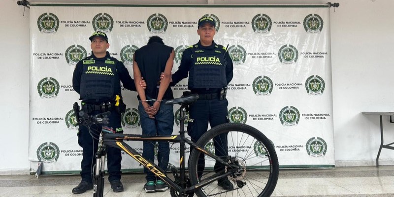 Capturado hombre que intentó evadir cámaras de seguridad tras robar una bicicleta en Neiva