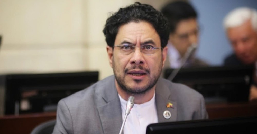 Continúan los enfrentamientos políticos: “¿Por qué antes se oponían al salario?” Cepeda cuestiona al centro democrático