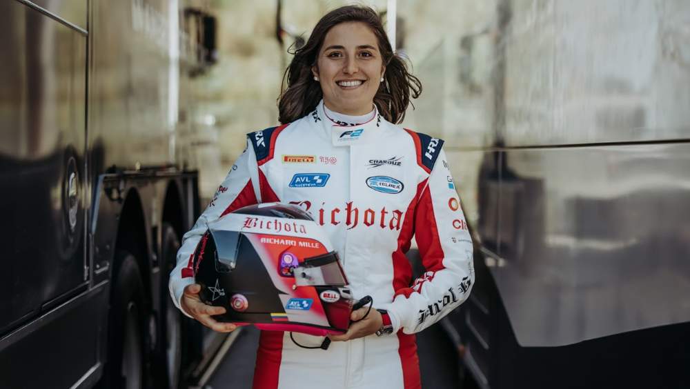Tatiana Calderón supera adversidades y suma sus primeros puntos en su debut en Nascar Brasil Series