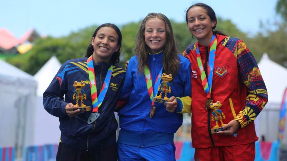 Catalina Moreno Velasco gana medalla de plata para Colombia en triatlón de los Juegos Suramericanos de la Juventud Panamá 2026