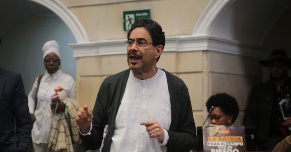 Iván Cepeda lanza reto de debate a Paloma Valencia y Abelardo de la Espriella desde Fusagasugá