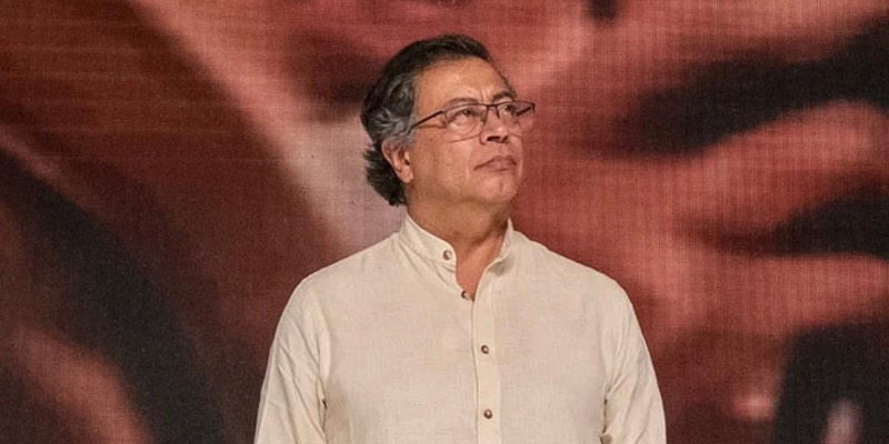 Presidente Gustavo Petro: “Salario mínimo podría subir si suben tasas de interés”