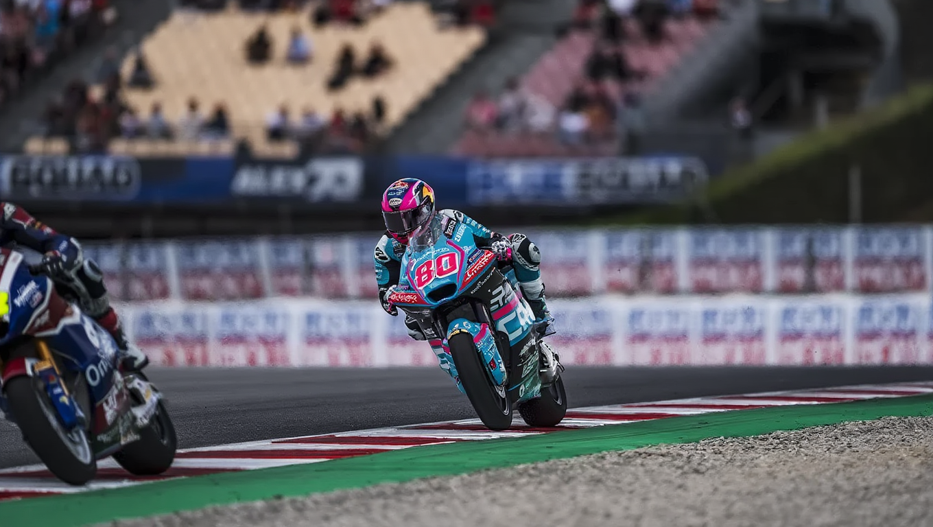 David Alonso brilla en Montmeló y escala al quinto puesto del Mundial de Moto2