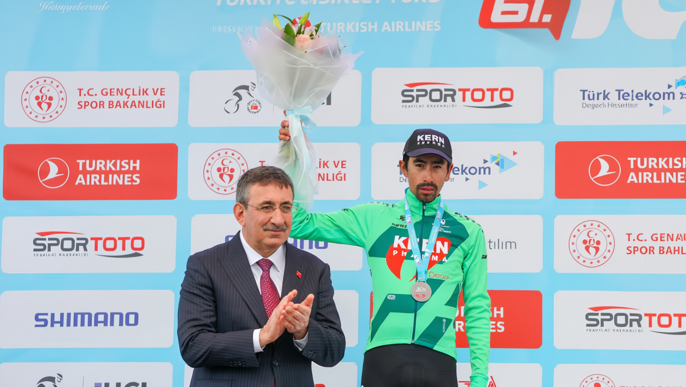Iván Ramiro Sosa es subcampeón del Tour de Turquía tras una batalla épica por el liderato