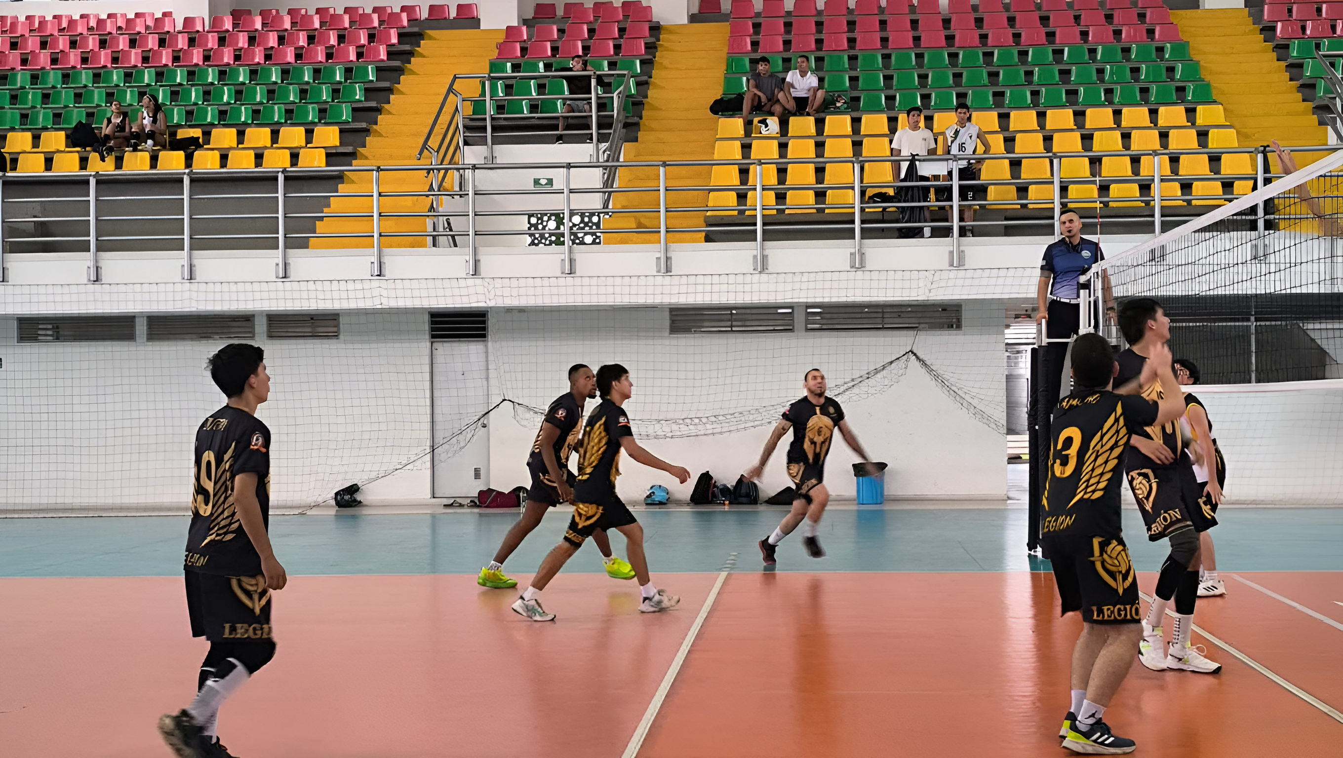Con disciplina Huila busca su tiquete a los Juegos Nacionales de Voleibol