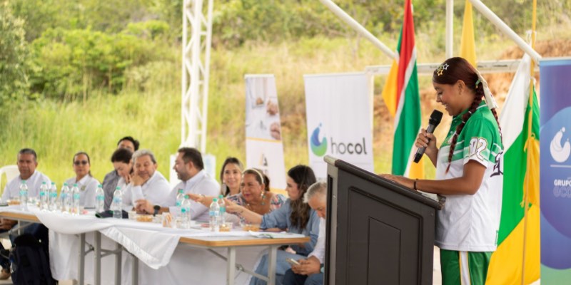 La empresa Hocol, del Grupo Ecopetrol, entregó mobiliario escolar y realizó adecuaciones en 35 instituciones educativas de siete municipios del Huila,