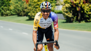 Egan Bernal vuela en el Giro de Italia y ya es tercero en la clasificación general