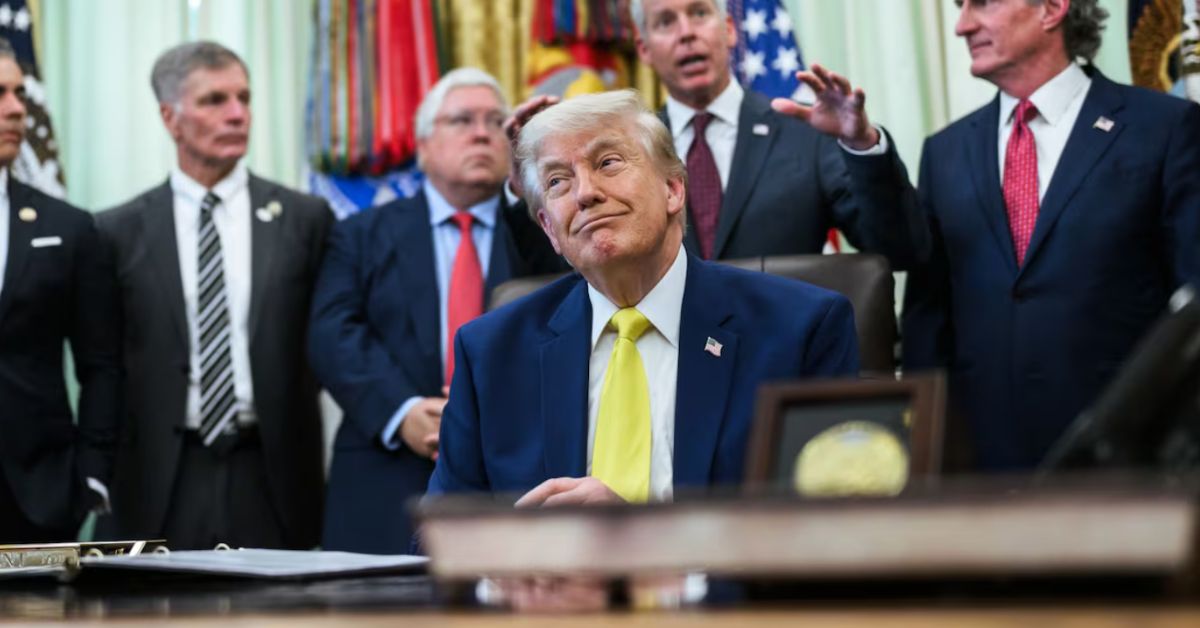 Trump justifica ingresos por USD 1.200 millones en criptomonedas