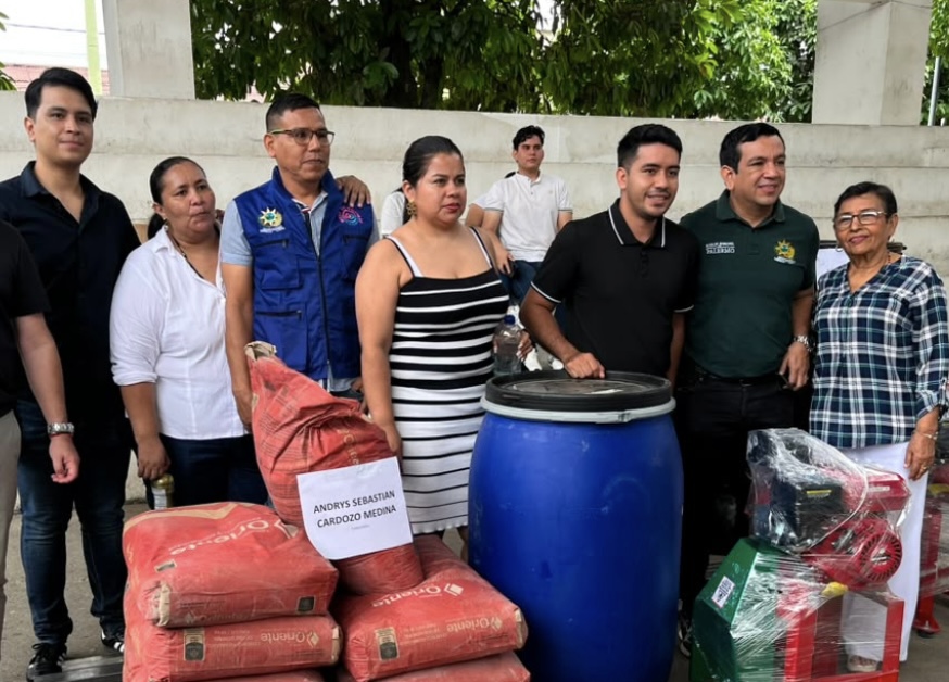 Millonaria inversión impulsa el renacer de 36 familias víctimas del conflicto en Rivera y Palermo