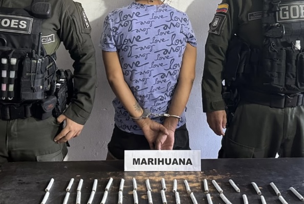 Capturada en Neiva una mujer con 56 cigarrillos de marihuana durante operativo policial