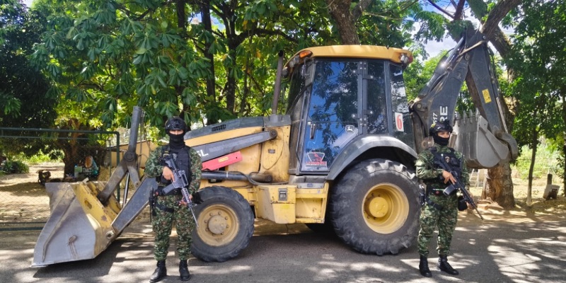 Recuperan en Neiva retroexcavadora de $450 millones que sería usada para extorsionar