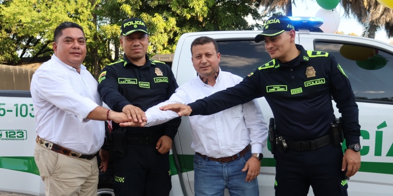 Ecopetrol entrega vehículos a la Policía para reforzar seguridad