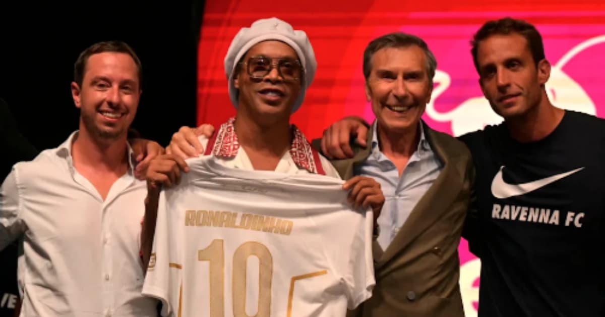 Ronaldinho vuelve al fútbol profesional a los 46 años con el Ravenna FC de Italia