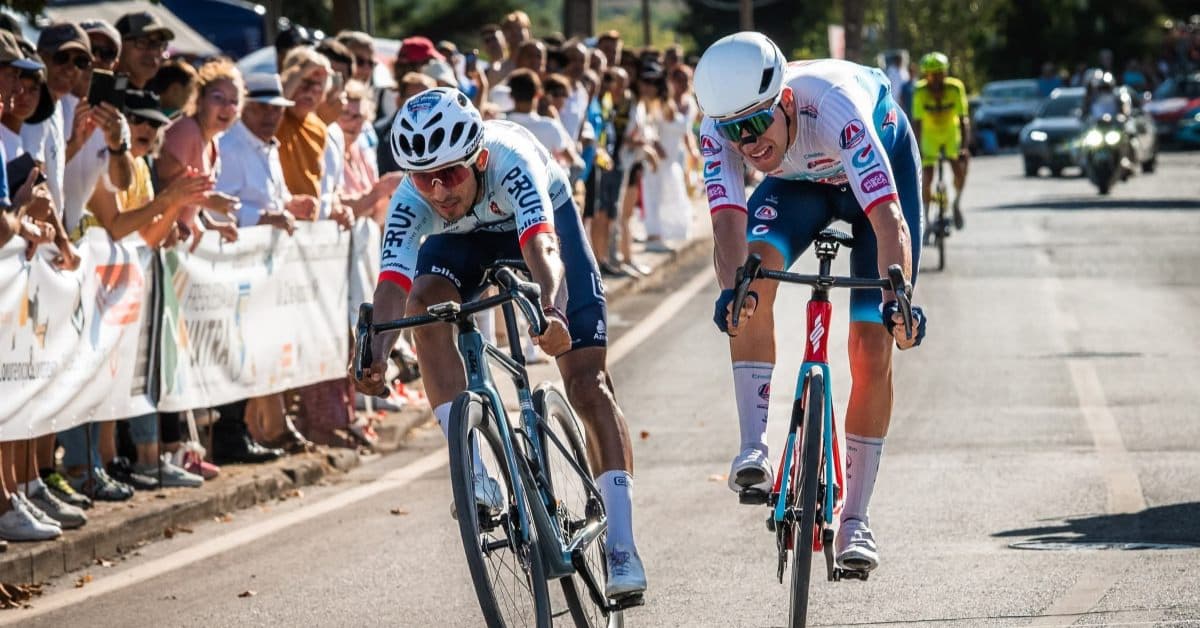 El ciclista colombiano Adrián Bustamante brilla y gana la edición 63 del Circuito de Nafarros