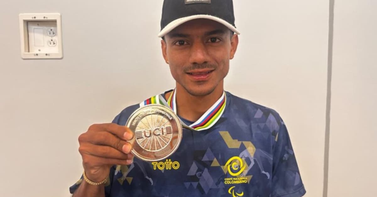 El ciclista Carlos Andrés Vargas conquista histórica medalla de plata en la prueba de ruta C5 del Mundial de Paracycling 2026
