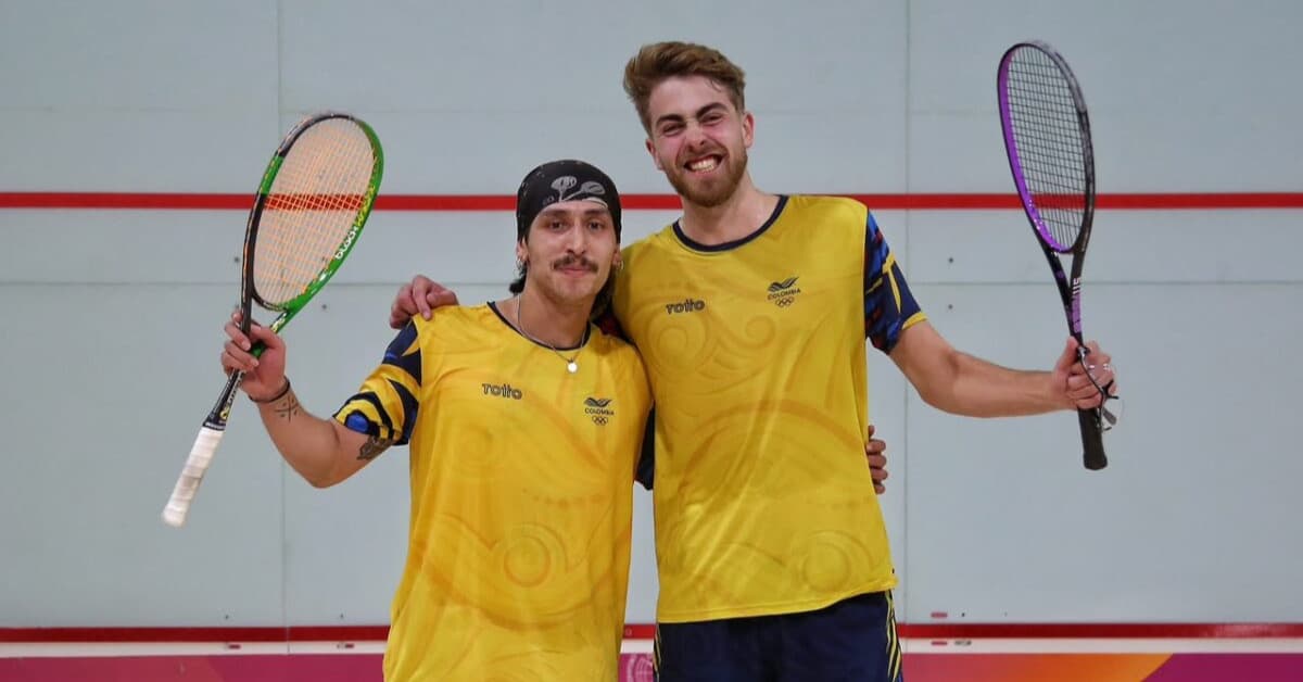 Matías Knudsen y Andrés Herrera ganan medalla de oro en dobles masculinos de squash