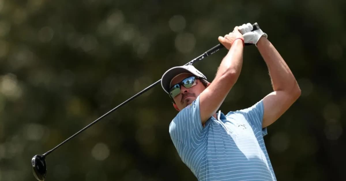 Nicolás Echavarría cede posiciones pero sigue firme en el Top 15 del FedEx St. Jude Championship