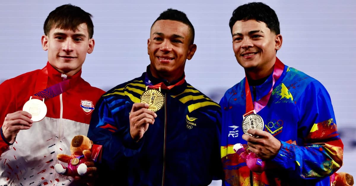 Duván Ferrer se consagra campeón y gana medalla de oro en levantamiento de pesas en los Juegos Suramericanos Santa Fe 2026