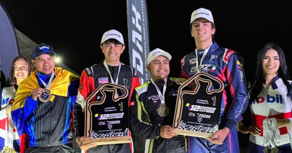 Tres pilotos colombianos brillan y se coronan campeones de las 12 Horas de Ecuador en Yahuarcocha
