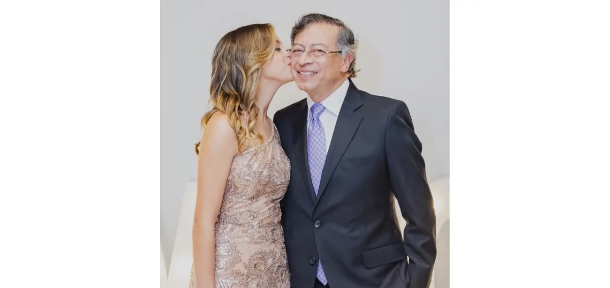 ‘Se llama Gustavo Petro y fue nuestro presidente’: el mensaje de Antonella Petro en festival por la educación pública