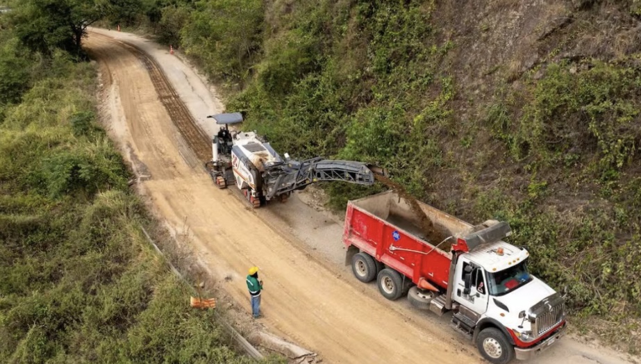 ¡Lluvia de miles de millones para las vías del Huila! Inyectarán más de $22.000 millones en obras de infraestructura